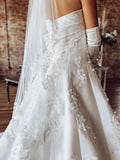 Lace Edge With Pearls Veil