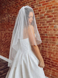 Pointed Cut Edge Veil