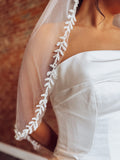 Leafy Pearl Trim Finger Tip Veil