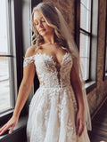 Light Tulle Fingertip Veil