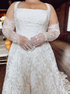Chantilly Lace Gloves